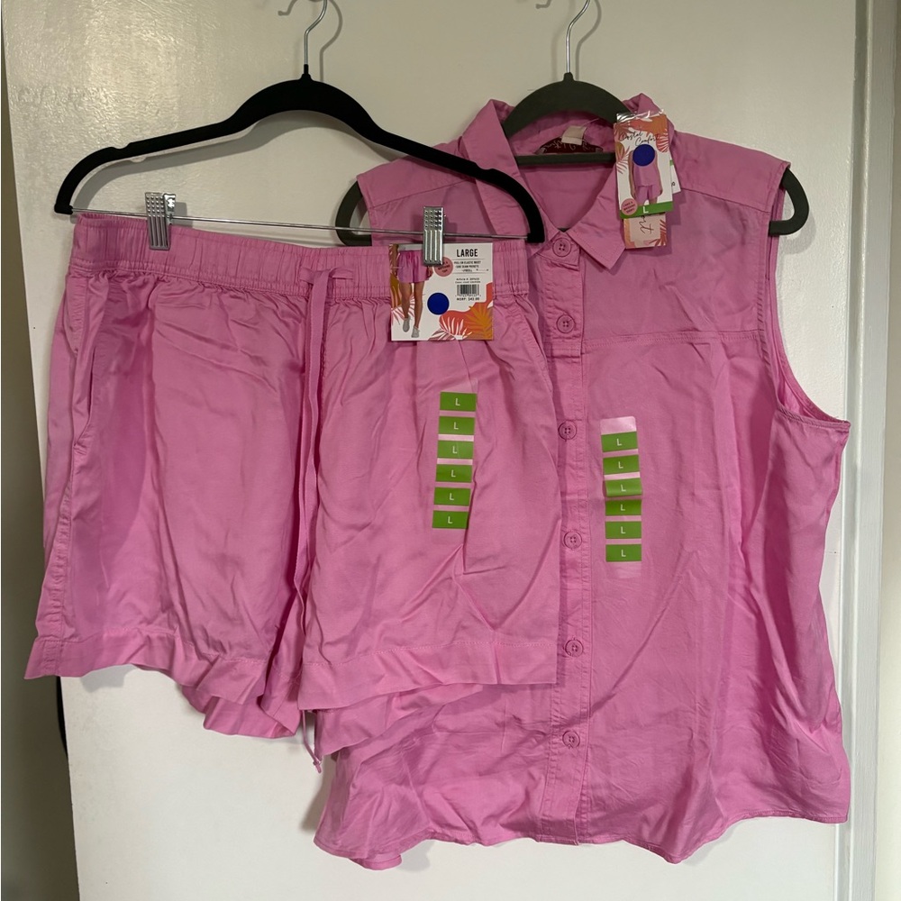 Pink Sleeveless Shirt and Shorts Set